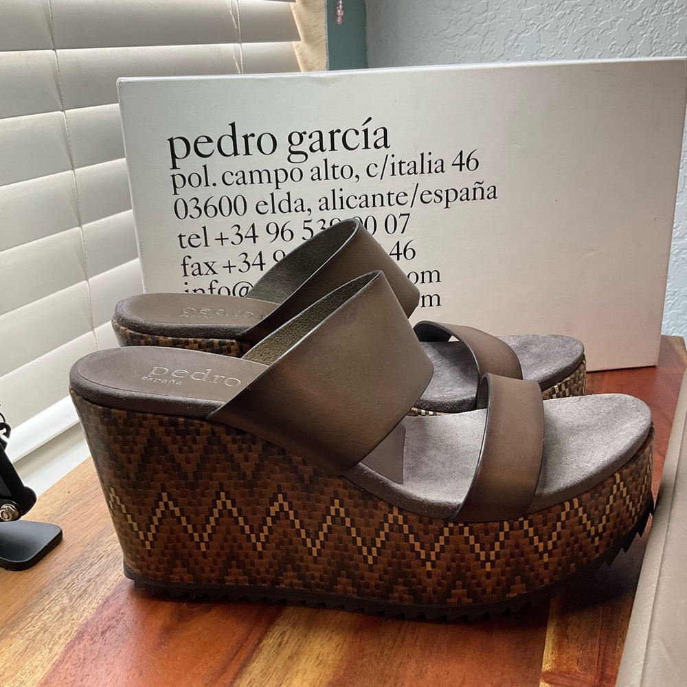 Pedro García Leather Zig Zag Espadrilles Wedge Shoes.